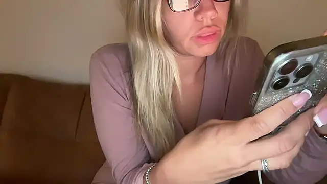 prettyykitty22 online show from 21, 9, 2025