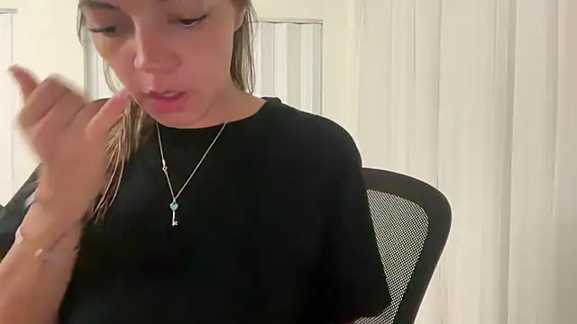 prettyykitty22 online show from 4, 5, 2026