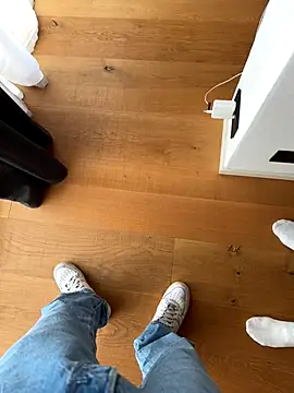 Manu97k online show from 11, 9, 2025