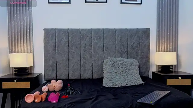 Liam forest  online show from 28, 9, 2025