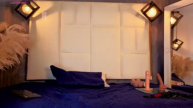 Liam forest  online show from 17, 12, 2025