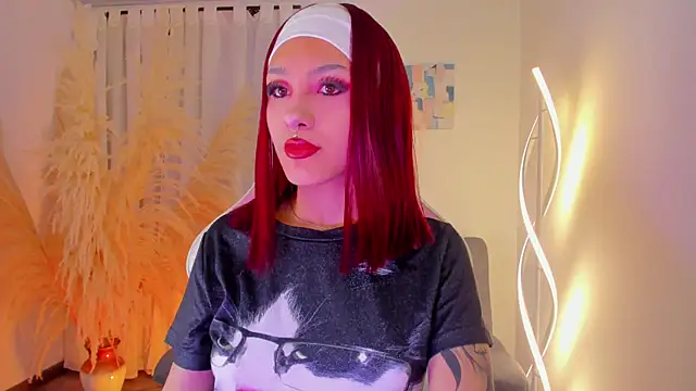 cuteezoe online show from 12, 11, 2025