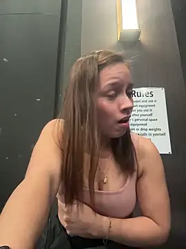 Snapshot of Mrs_MrLove chatting on 14, 12, 2025 Mrs MrLove online show from 14, 12, 2025