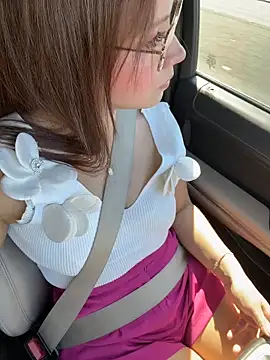 Snapshot of Mrs_MrLove chatting on 2, 3, 2026 Mrs MrLove online show from 2, 3, 2026