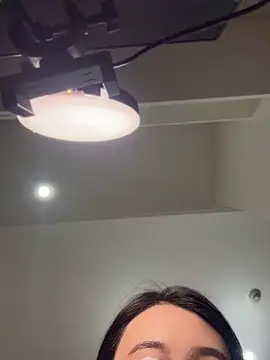 shishi0688 online show from 18, 4, 2026