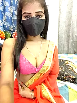 Misss-julli online show from 13, 4, 2026