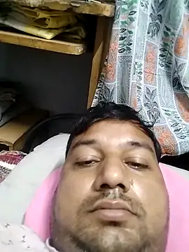 Snapshot of sumit_19 chatting on 26, 10, 2025 sumit 19 online show from 26, 10, 2025