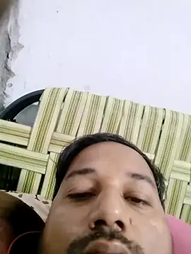 Snapshot of sumit_19 chatting on 16, 12, 2025 sumit 19 online show from 16, 12, 2025