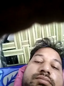 Snapshot of sumit_19 chatting on 18, 12, 2025 sumit 19 online show from 18, 12, 2025