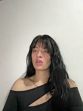 LiaCollings online show from 23, 4, 2026