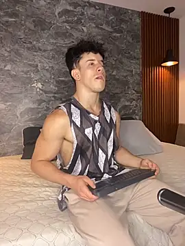 MaxCooper1 online show from 16, 9, 2025