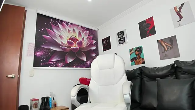 lycoris 19 online show from 7, 10, 2025