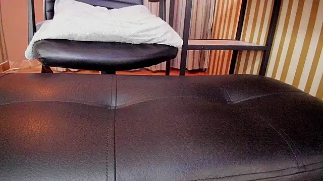 Scarlett Barnes online show from 10, 6, 2026