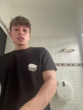 TaylerWhite online show from 5, 4, 2026