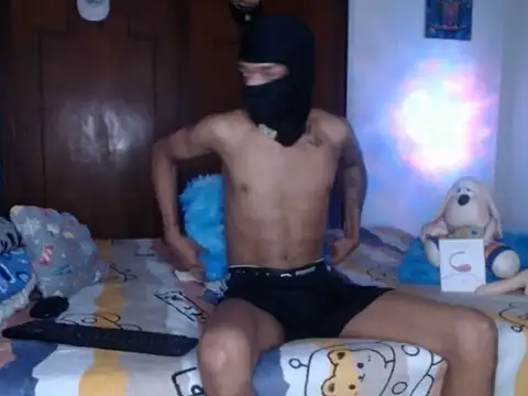 Snapshot of Sexy_hotlatin25 chatting on 2, 12, 2025 Sexy hotlatin25 online show from 2, 12, 2025