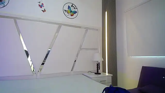 Mia garcia28 online show from 8, 11, 2025