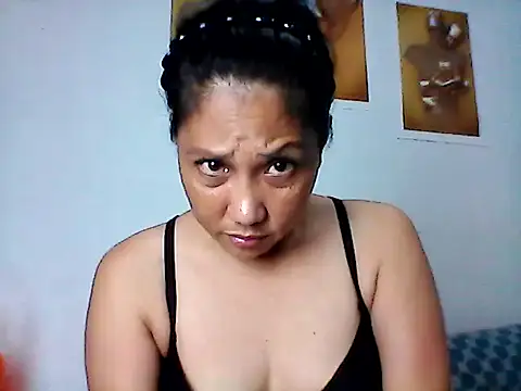 nhayasquirt online show from 15, 10, 2025