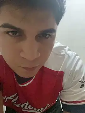 Snapshot of Tavosexy22 chatting on 10, 9, 2025 Tavosexy22 online show from 10, 9, 2025