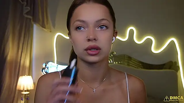 kellypeachcake online show from 3, 3, 2026