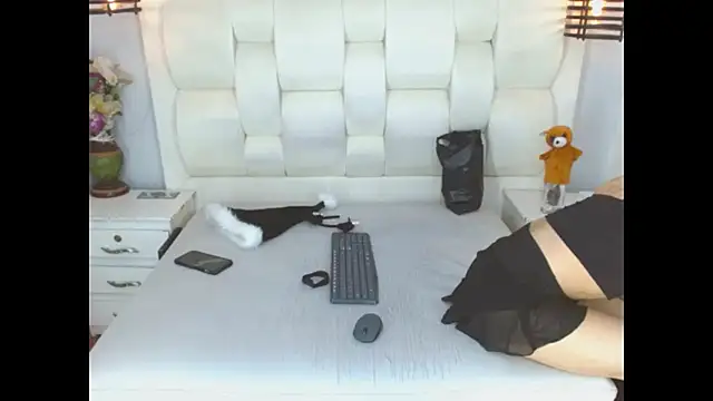 Atley Dolly online show from 13, 12, 2025