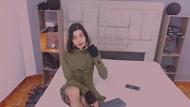 Atley Dolly online show from 19, 6, 2026