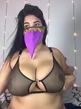 Snapshot of yasmin_rahal chatting on 12, 9, 2025 yasmin rahal online show from 12, 9, 2025