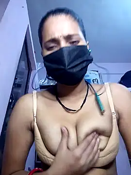 Snapshot of 3USHA chatting on 17, 9, 2025 3USHA online show from 17, 9, 2025