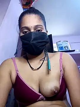 Snapshot of 3USHA chatting on 11, 10, 2025 3USHA online show from 11, 10, 2025