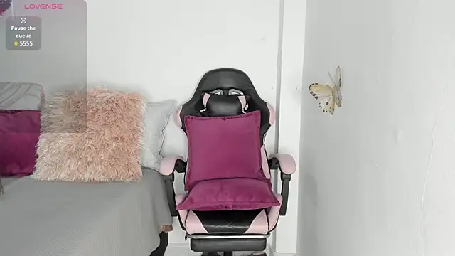 mari-ross online show from 10, 4, 2026