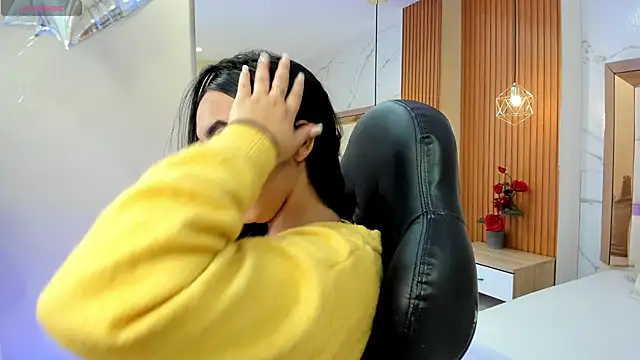 julieta rosee online show from 17, 12, 2025