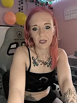 Purple2StayThnxx online show from 25, 9, 2025