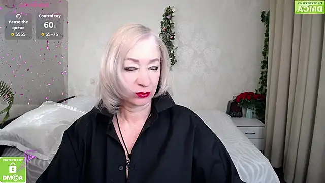 hunters woman online show from 22, 4, 2026