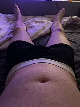 naughtycoupl98 online show from 12, 4, 2026