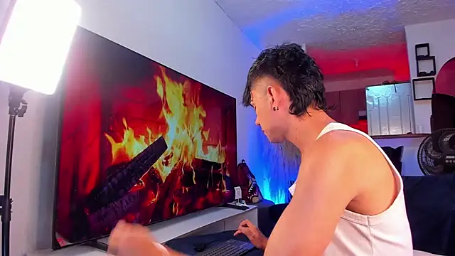 Snapshot of Steven_baby69 chatting on 5, 10, 2025 Steven baby69 online show from 5, 10, 2025