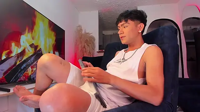 Snapshot of Steven_baby69 chatting on 14, 12, 2025 Steven baby69 online show from 14, 12, 2025