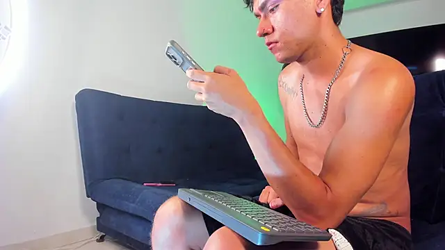 Steven baby69 online show from 25, 7, 2026