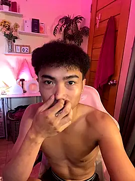 Snapshot of yourhotpinoy chatting on 3, 11, 2025 yourhotpinoy online show from 3, 11, 2025