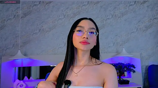 Keira Corleone online show from 14, 11, 2025