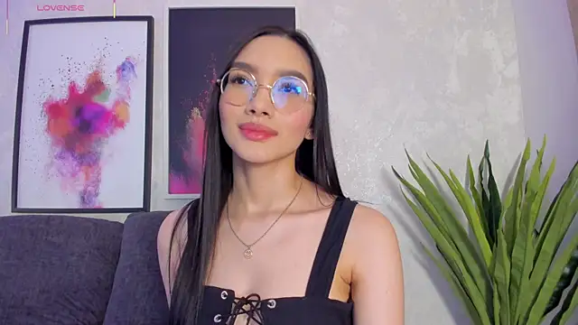 Keira Corleone online show from 17, 11, 2025