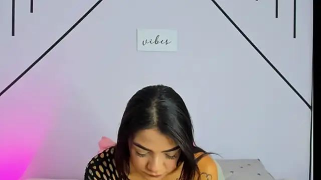 MiahCornell  online show from 23, 10, 2025