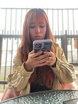 Sallem Pink online show from 21, 4, 2026