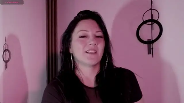 Snapshot of karla_valk1 chatting on 2, 10, 2025 karla valk1 online show from 2, 10, 2025