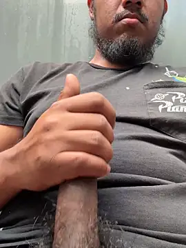 Snapshot of Mikeylovewetpussy chatting on 17, 2, 2026 Mikeylovewetpussy online show from 17, 2, 2026