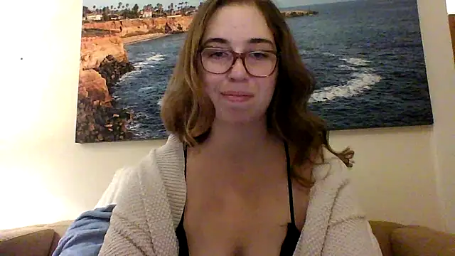Snapshot of sweetsocalgirl chatting on 20, 11, 2025 sweetsocalgirl online show from 20, 11, 2025