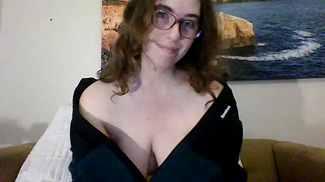 Snapshot of sweetsocalgirl chatting on 20, 3, 2026 sweetsocalgirl online show from 20, 3, 2026
