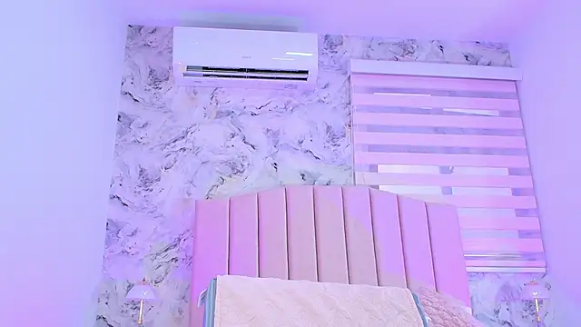 cataleya ebony  online show from 13, 11, 2025