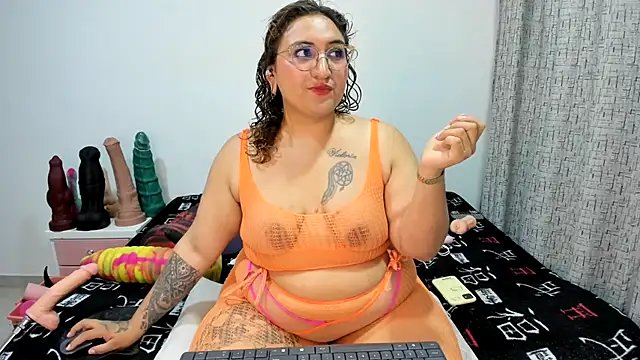 charlloteevans X online show from 10, 6, 2026