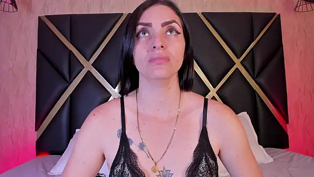 MeganHoffmaan online show from 16, 9, 2025