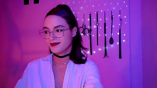 nina kink online show from 26, 4, 2026