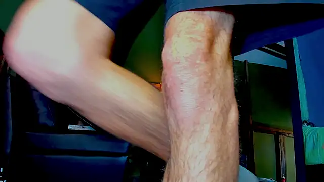 alejo  323   online show from 23, 4, 2026